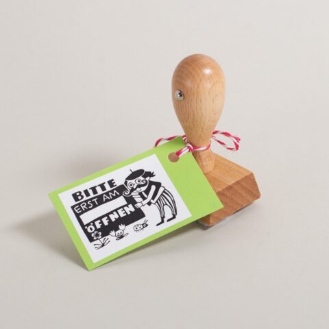 Stempel / Bitte erst öffnen am