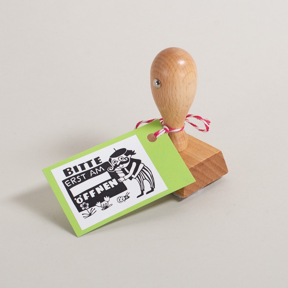 Stempel / Bitte erst öffnen am