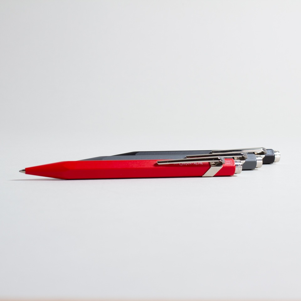 Caran d’Ache Rollerball 849 mit Etui – Bild 2