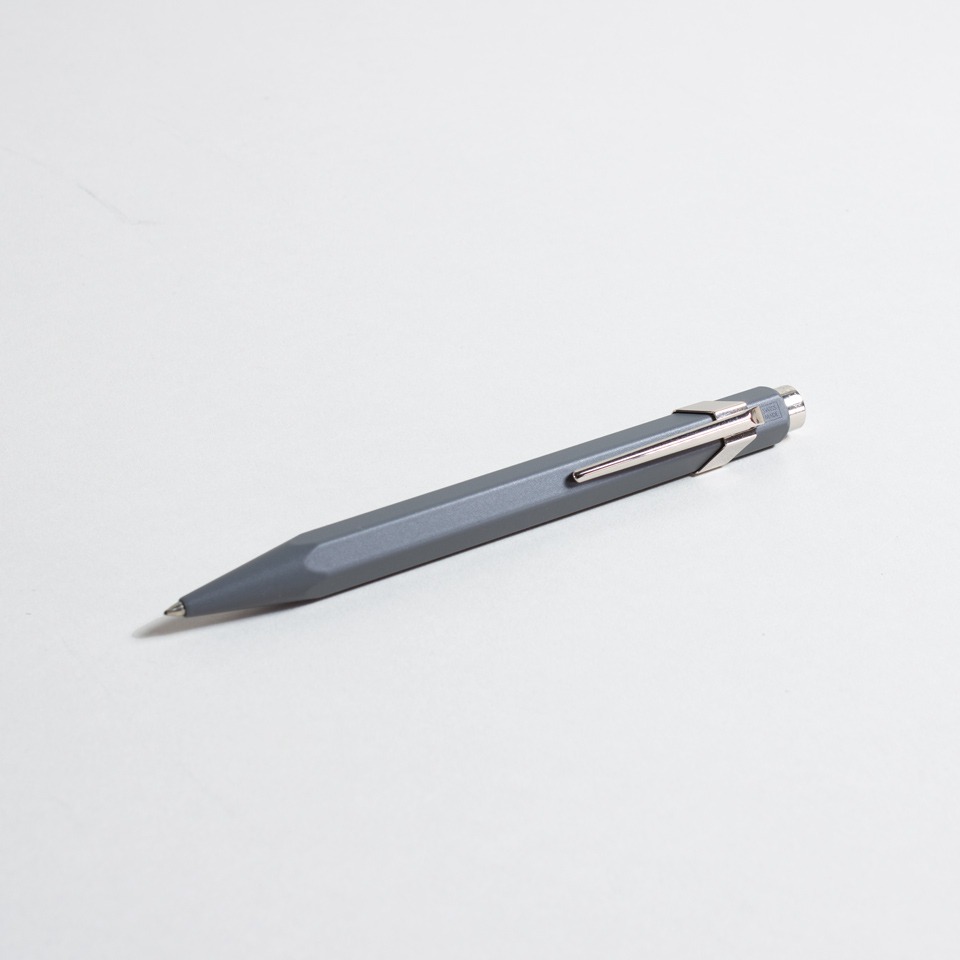 Caran d’Ache Rollerball 849 mit Etui – Bild 6