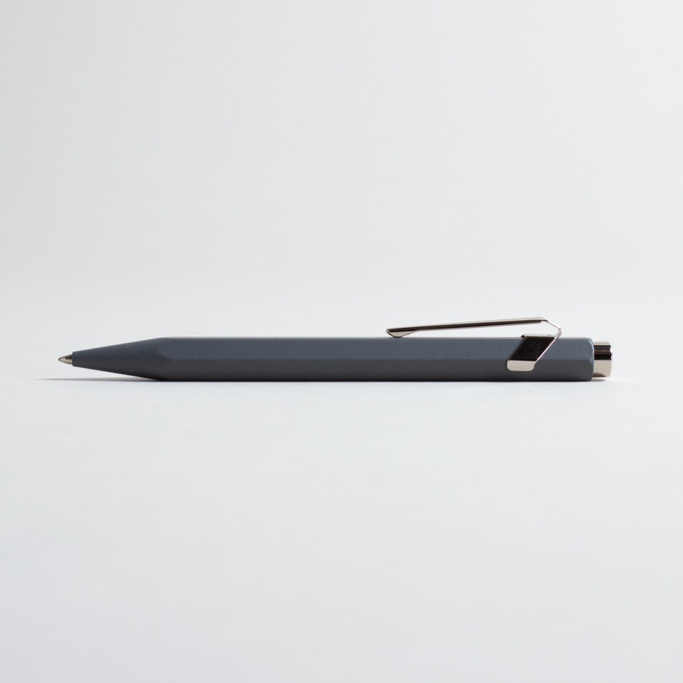Caran d’Ache Rollerball 849 mit Etui – Bild 5