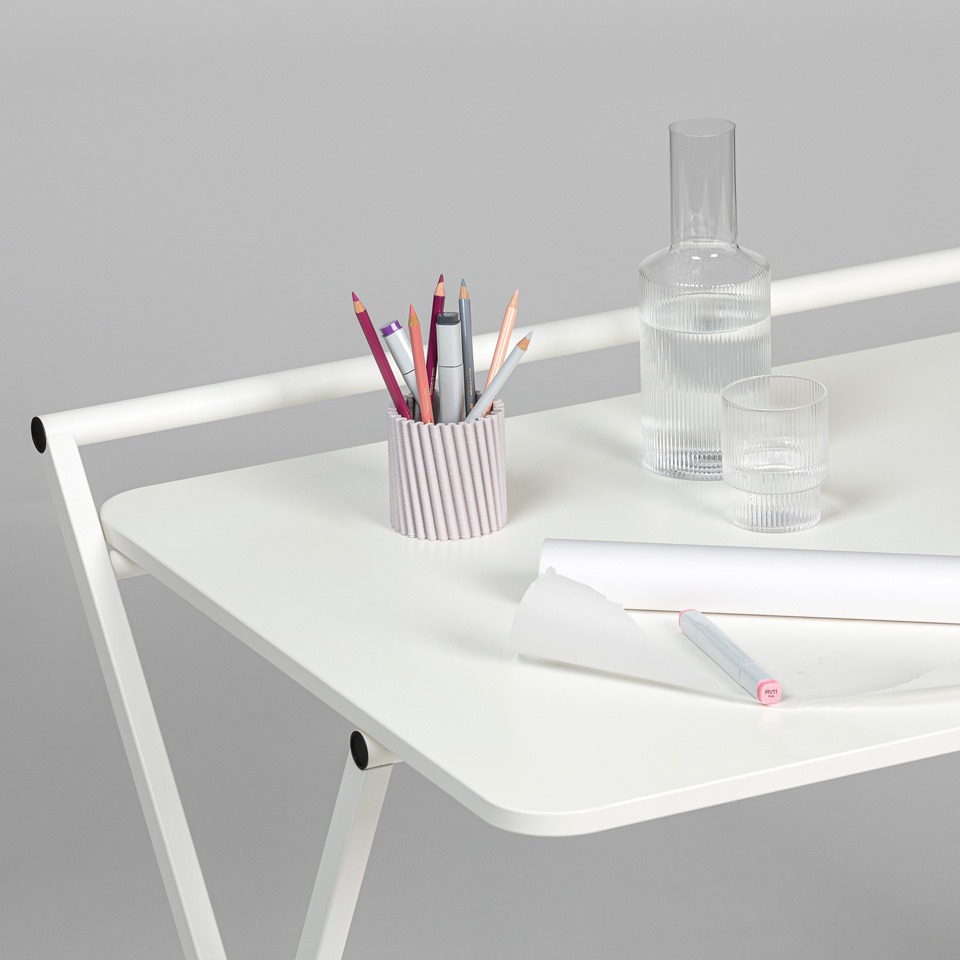 Stiftbecher Tilted Pot – Bild 7