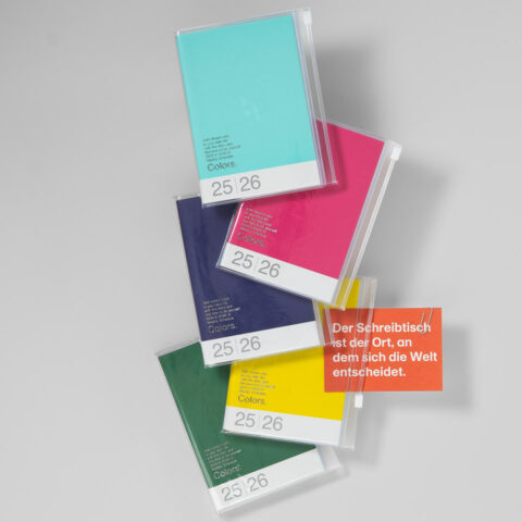 A6 Kalender 2025/26 mit Umschlagtasche Farbe