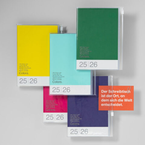 B6 Kalender 2025/26 mit Umschlagtasche Farbe