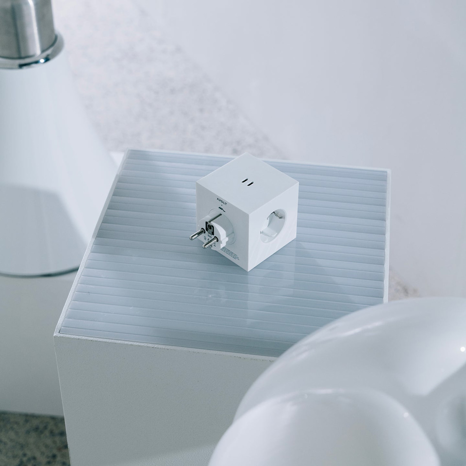 Avolt Square 2 Steckdose / opal white / Martinelli Luce – Bild 4